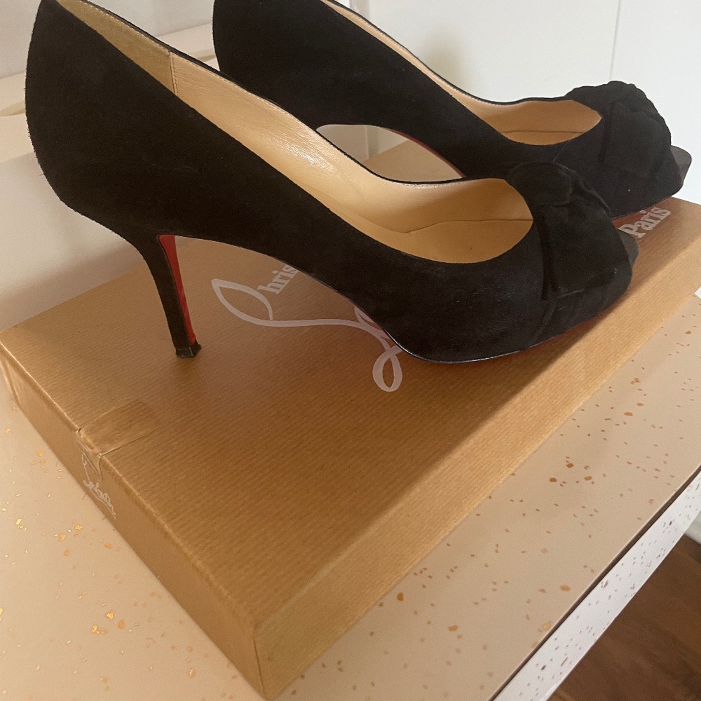 Louboutin suede peep toe pumps